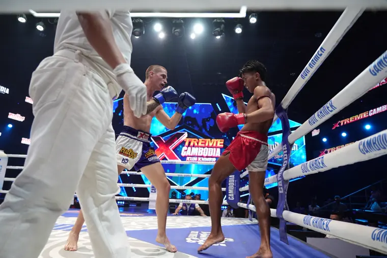 Pol de Santiago ring Cambodia